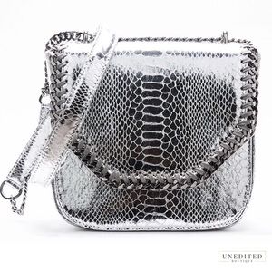 Embossed Metallic Crossbody Handbag in Silver